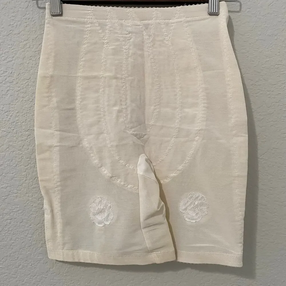 Vintage Vanity Fair Tulips Girdle NOS Long Leg Panty Size M USA - Picture 2 of 12